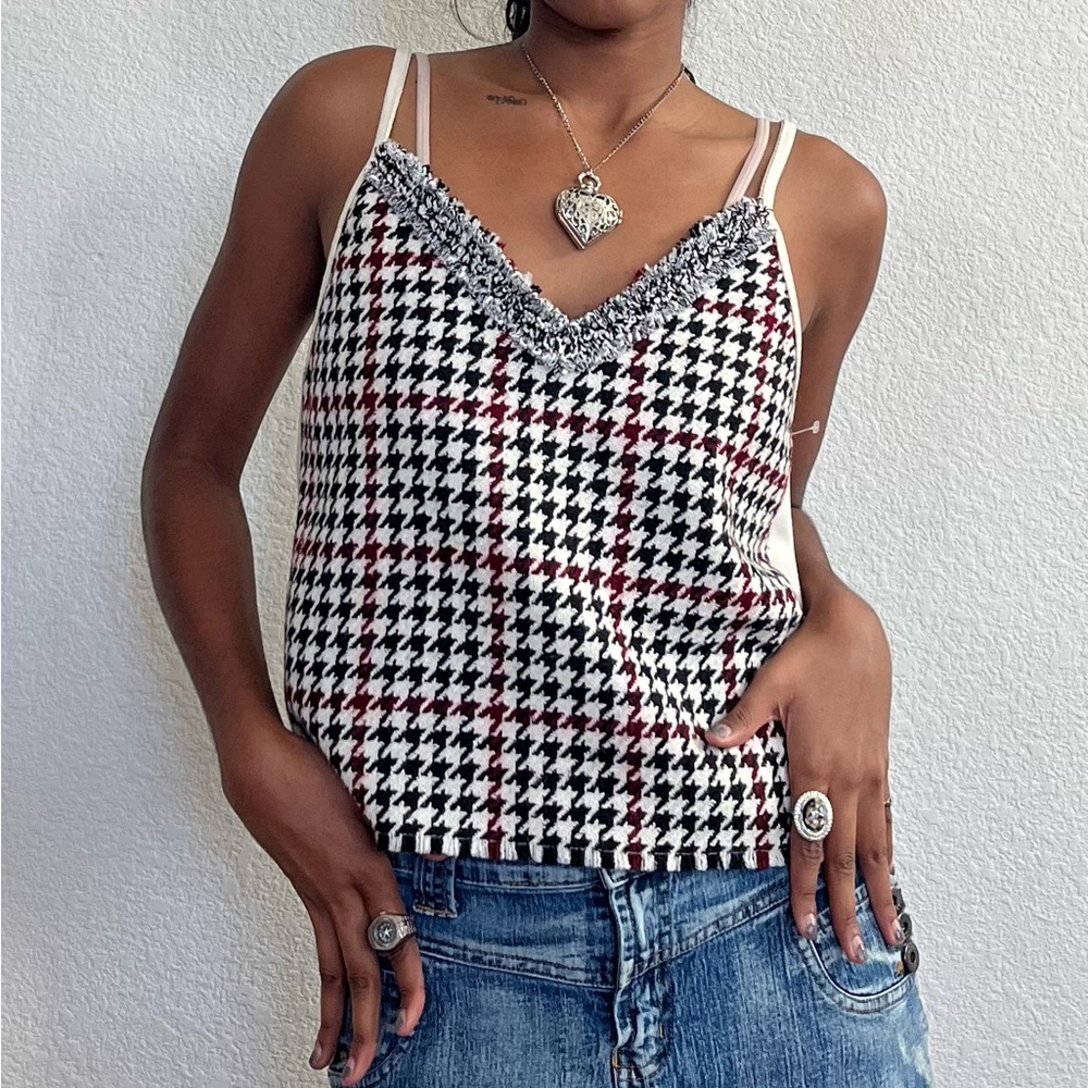 🦢Zara houndstooth red-black-white faux suede tweed tank top